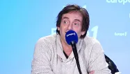 Pierre Palmade : "J'aimais tellement qu'on me reconnaisse que je n'allais pas à l'étranger"