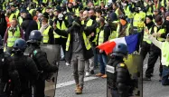 Manifestation de gilets jaunes le 8 décembre 2018 (2000x1000) Bertrand GUAY / AFP