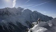 La chute a eu lieu alors que les deux alpinistes avaient entamé l'ascension de l'Aiguille du Plan par une voie peu fréquentée. (Photo d'illustration)