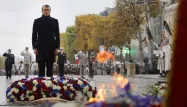Emmanuel Macron rend hommage aux combattants des deux batailles de la Marne avant d'assister au conseil municipal d'Epernay