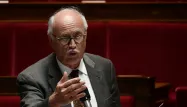"Les enfants nés de GPA à l'étranger ne doivent pas être considérés comme des citoyens de seconde zone", défend Jean-Louis Touraine