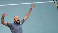 Tsonga s'est qualifié pour les quarts de finale.