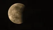 La Lune prend un petit coup de vieux