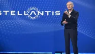 Stellantis annonce la démission «avec effet immédiat» de son directeur général, Carlos Tavares