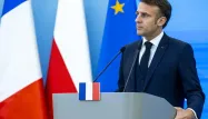 Emmanuel Macron était en visite à Varsovie pour parler de la guerre en Ukraine avec le Premier ministre polonais Donald Tusk.