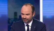 Édouard Philippe a défendu la réforme de la SNCF, sur le plateau de France 2.