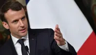 Emmanuel Macron veut par ailleurs réorienter le colza et le tournesol vers l'alimentation plutôt que l'énergie.