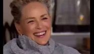 "Je suis venue ici sans aucune protection. J'ai tout vu", a répondu Sharon Stone, interrogée sur le harcèlement sexuel.