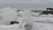 tempête Carmen, Vague, vent crédit : LOIC VENANCE / AFP - 1280