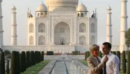 Soucieux de sa communication, Macron avait parfaitement orchestré sa visite "privée" au Taj Mahal, en Inde, avec son épouse.