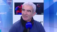 Équipe de France : "On n’en sait pas plus", estime Raymond Domenech