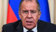 "Nous allons bien sûr le faire", a répondu Sergueï Lavrov quant à d'éventuelles expulsions de diplomates britanniques sur le sol russe.