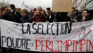 A Paris, la manifestation a réuni quelques centaines de personnes.