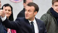 Emmanuel Macron s'est félicité dimanche de l'accord de coalition trouvé en Allemagne entre Merkel et le SPD.