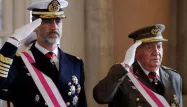 Lors d'une visite en 2007 du roi d'alors, Juan Carlos (à droite), deux manifestants avaient brûlé une photo du couple royal.