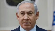 Benjamin Netanyahou impliqué dans plusieurs affaires de corruption présumée s'est prononcé contre des élections anticipées.