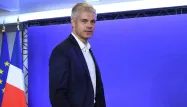 "Emmanuel Macron a eu des propos que je considère comme indécents par rapport aux retraités", a déclaré Laurent Wauquiez.