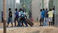 Selon les autorités israéliennes, 42.000 migrants africains, vivent en Israël, dont la moitié sont des femmes et des enfants.