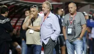 Léon Luciani (au centre) déplore que l'AC Ajaccio soit contraint de jouer son match aller de barrage face à Toulouse, à huis clos et à Montpellier.