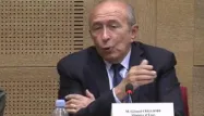 "Il n'y a pas que le Sénat qui fait du benchmarking, les migrants aussi", a lancé Gérard Collomb au Sénat.