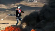 Près de 60 Palestiniens ont été tués lundi à la frontière de la bande de Gaza, et plus de 2.400 ont été blessés.