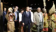 En Nouvelle-Calédonie, une visite mémorielle et sensible pour Emmanuel Macron