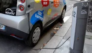 Les places qu'occupaient les Autolib' seront dévolues aux autres voitures électriques.