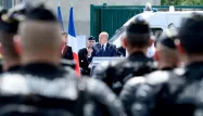 Gérard Collomb était en visite au Centre national d'entraînement des forces de la gendarmerie à Saint-Astier, en Dordogne.