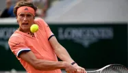 Roland-Garros : Zverev s’en sort en cinq sets face à Khachanov