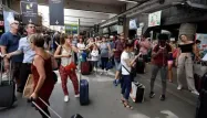 Lundi, seulement la moitié des trains prévus ont pu circuler à la gare Montparnasse.