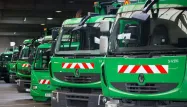Les deux hommes risquent d'être révoqué de leur emploi à la mairie de Paris après avoir détourné un camion-poubelle en mai (image d'illustration).