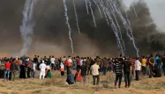 Depuis plus d'une semaine, Israël durcit sa réponse aux cerfs-volants et ballons incendiaires lancés depuis Gaza.