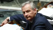Ce report va permettre "d'économiser plus de deux milliards d'euros", a précisé lundi Bruno Le Maire.