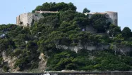 Emmanuel Macron séjourne au fort de Brégançon.