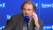 Didier van Cauwelaert : "Aujourd'hui, les abeilles vivent mieux en ville qu'à la campagne"