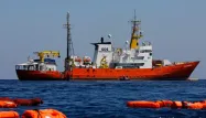 L'Aquarius est le dernier navire humanitaire à parcourir la Méditerranée pour secourir des migrants qui tentent la traversée clandestine vers l'Europe.
