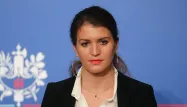 "Nous nous réservons tous les droits d'agir, rien n'est fermé", y compris en justice, "mais d'abord nous allons recevoir le club pour savoir ce qu'il a à dire", a souligné Marlène Schiappa.