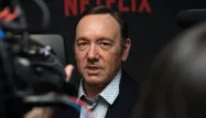 Kevin Spacey s'est exprimé dans une étrange vidéo et semble répondre aux accusations qui le visent.