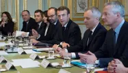 Le financement des mesures annoncées par Emmanuel Macron en faveur du pouvoir d'achat est loin d'être bouclé.