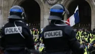 Mouvement des policiers : "Le gouvernement ne nous fait pas un cadeau en nous payant les heures supplémentaires"