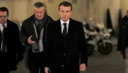 Emmanuel Macron a effectué un point de situation à 0h15 à la cellule de crise interministérielle.