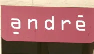 Engagé dans un vaste plan de restructuration, Vivarte va se séparer de deux de ses enseignes emblématiques : André et Naf Naf.