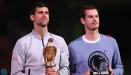 Novak Djokovic, N.2 mondial, a conservé son titre à Doha en mettant fin à la série de 28 matches gagnés de rang par le Britannique Andy Murray, N.1 mondial.