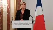 Marine Le Pen a exposé sa vision de la politique étrangère jeudi soir.