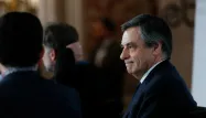 A propos du Penelopegate, François Fillon dénonce des manoeuvres venant de la gauche et du pouvoir.