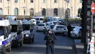 L'homme a agressé une patrouille de militaires près du Louvre, vendredi matin