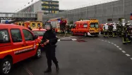 Attaque à Orly : l'enquête confiée au parquet antiterroriste, l'homme "connu des services de renseignement"