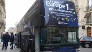 Bus Europe 1 de la présidentielle - 1280 x 640 - Marie Etchegoyen pour Europe 1