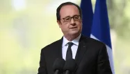 Pour François Hollande, l'explosion au FMI et la fusillade de Grasse conduisent à "justifier l'état d'urgence"