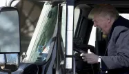 donald trump camion